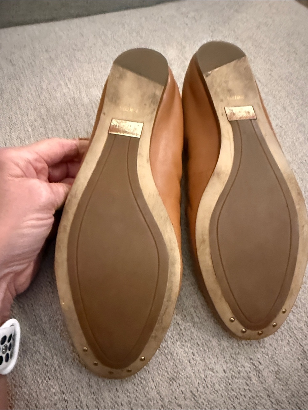 Louise et Cie Cognac Leather Ballet Flats with Gold Charm Bow - Picture 4 of 4